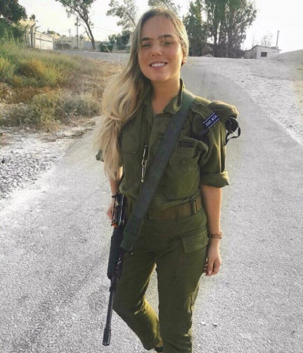 Красиви момичета в израелската армия